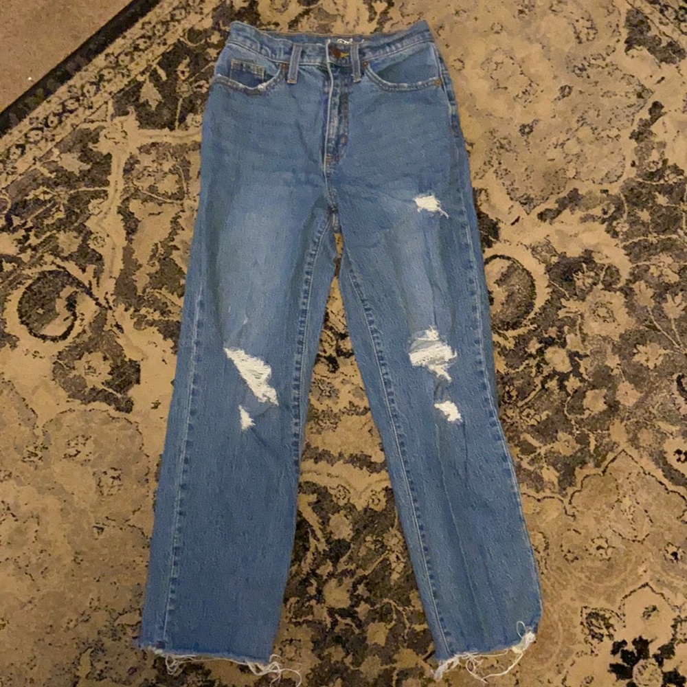 Universal thread mom jeans!